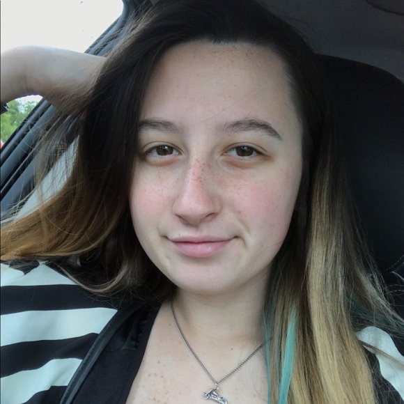 Meet your Posher, Jordan - Picture 4 of 4